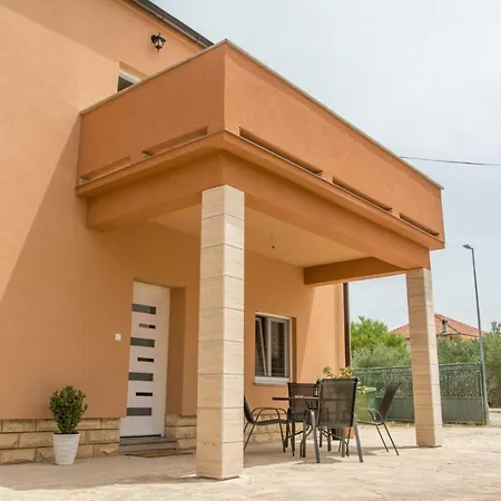 Apartman Joso 3 *